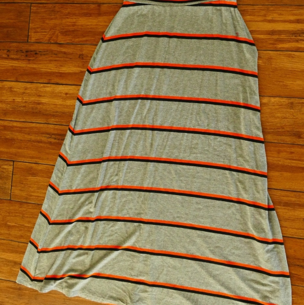 Gray striped maxi skirt